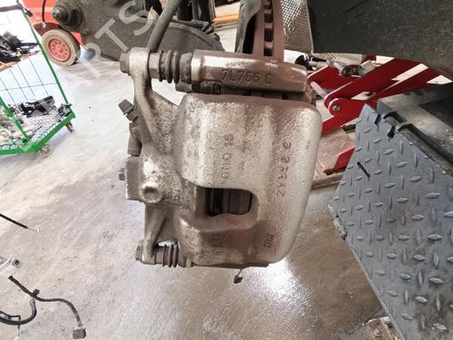 left-front-brake-caliper-vw-golf-viii-cd1-da1-2019-35945995 main image