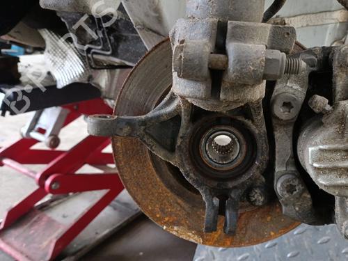 Used Left front steering knuckle CITROËN C3 III (SX) 1.5 BlueHDi 100 (SXYHYP, SXYHTU) (102 hp) 32411666