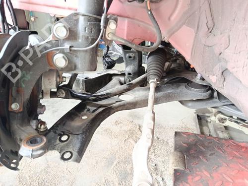 Used Left front suspension arm TOYOTA YARIS (_P21_, _PA1_, _PH1_) 1.5 Hybrid (MXPH10, MXPH11) (116 hp) 30296454