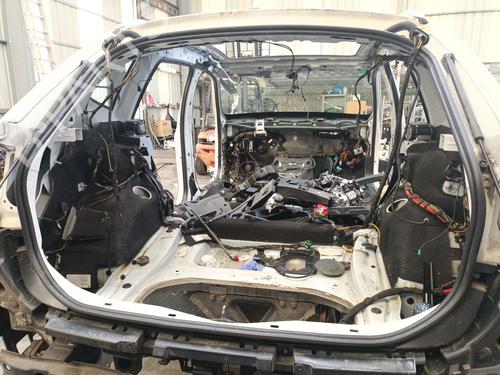 Used Rubber door seal BMW X1 (E84) sDrive 18 d (143 hp) 30382589