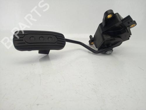 Used Pedal NISSAN MICRA III (K12) 1.2 16V (80 hp) 9520389