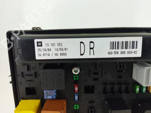 Fuse box OPEL ASTRA H (A04)  | BP10630573E1 