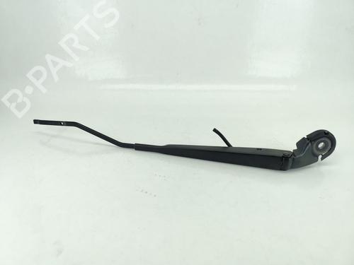 Used Front windshield wiper arm CITROËN C4 CACTUS 1.5 BlueHDi 100 (102 hp) 27298150