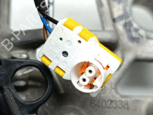 Steering wheel PEUGEOT 2008 II (UD_, US_, UY_, UJ_, UR_, UC_) 1.2 PureTech 130 (USHNS, URHNS) | BP30931824C49