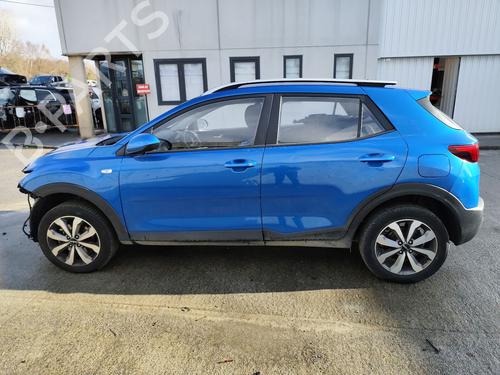 Forra trás esquerda KIA STONIC (YB) 1.2 CVVT | BP31939942C60