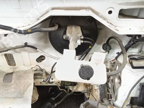 Used Brake master cylinder Brake master cylinder NISSAN NV200 / EVALIA Bus 1.5 dCi 90 (M20, M20M) (90 hp) 40531853 40531853