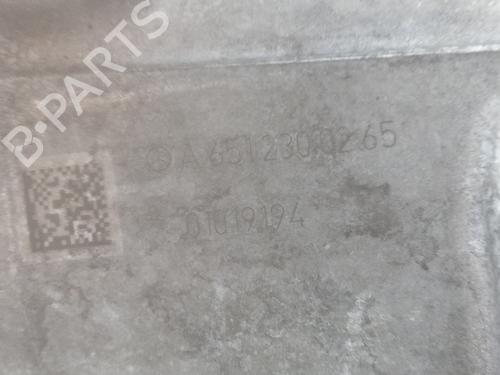 Vacuum pump MERCEDES-BENZ C-CLASS (W204) C 220 CDI (204.002) | BP25878569M80