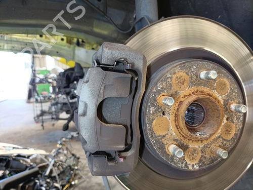 Used Left front brake caliper Left front brake caliper SUZUKI SWIFT V (AZ) 1.4 Sport (A2L414, ZC33S) (140 hp) 36448603 36448603