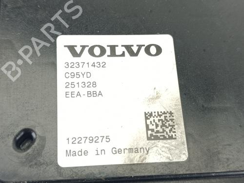 Electronic module VOLVO V60 I Cross Country (157) | BP30121882M83