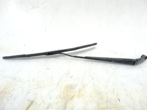 Used Front windshield wiper arm Front windshield wiper arm 38622587 38622587