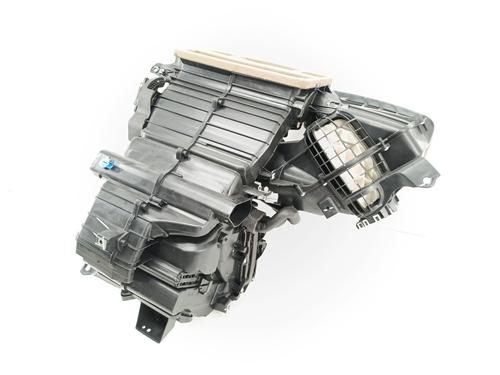 Used Heater matrix box Heater matrix box FORD PUMA (J2K, CF7) 1.0 EcoBoost (125 hp) 35894374 35894374