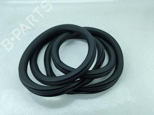 Used Rubber door seal OPEL CORSA F (P2JO) 1.2 (68) (101 hp) 29998955