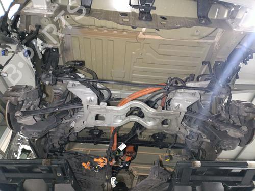 Puente trasero Puente trasero PEUGEOT 3008 II SUV (MC_, MR_, MJ_, M4_) 1.6 PureTech 180 (M45GFR, M45GFU) (181 hp) 37486798 37486798