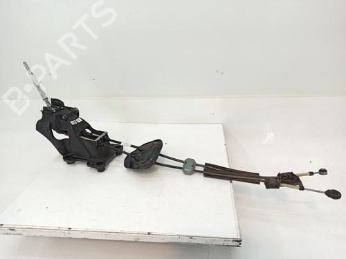 Used Gear lever PEUGEOT 208 II (UB_, UP_, UW_, UJ_) [2019-2025]  25876100
