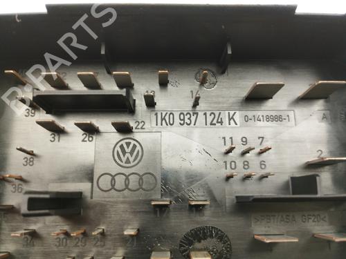 Fuse box VW PASSAT B6 (3C2) 1.9 TDI | BP15262199E1 