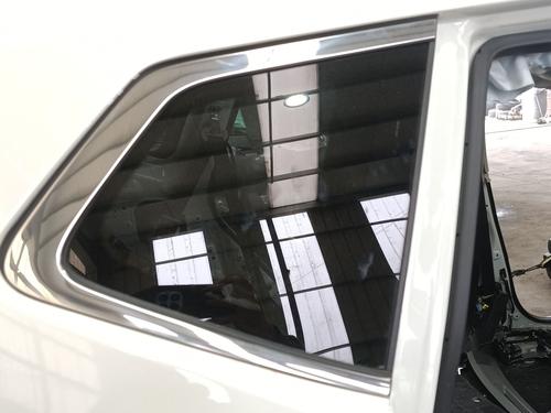 Used Rear right quarter glass Rear right quarter glass NISSAN X-TRAIL III (T32_, T32R, T32RR) 1.6 dCi ALL MODE 4x4-i (NT32) (130 hp) 33434805 33434805