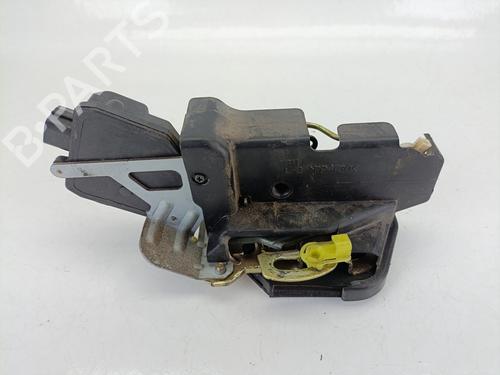 Rear left lock HYUNDAI SANTA FÉ I (SM) 2.0 CRDi 4x4 | BP25877631C100 