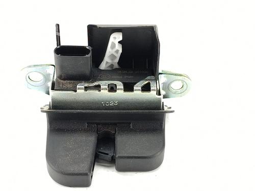 bakluke-las-vw-golf-viii-cd1-da1-2019-35945966 main image
