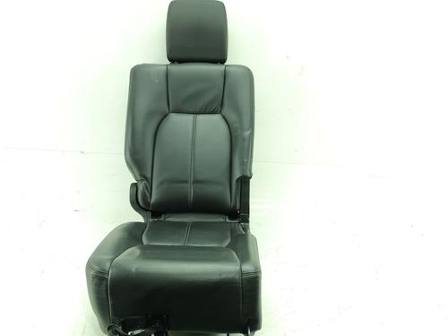 Asientos traseiros Asientos traseiros LAND ROVER DISCOVERY IV (L319) 3.0 TD 4x4 (245 hp) 37074036 37074036