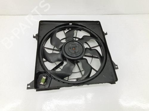 Radiator fan KIA CARENS IV 1.7 CRDi | BP37992077M35 - Image 3