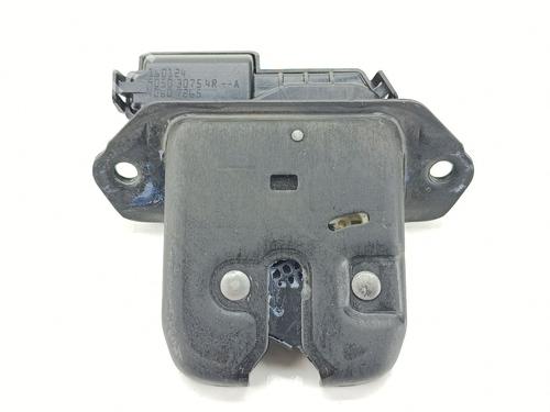 tailgate-lock-dacia-sandero-iii-2021-33564562 main image