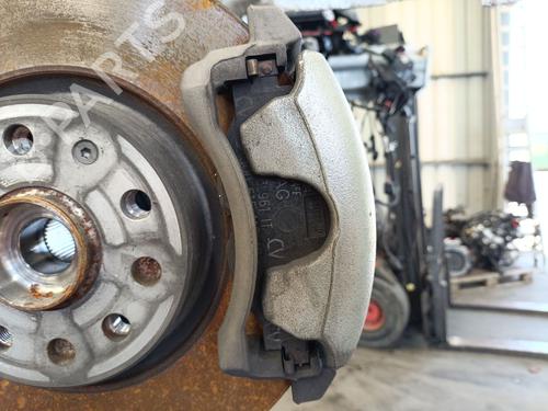 Højre bremsekaliber foran SKODA KAROQ (NU7, ND7) 2.0 TDI (116 hp) 30058282