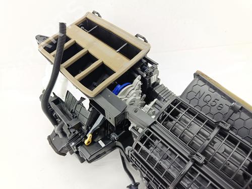 Heater matrix box KIA SPORTAGE V (NQ5)  | BP32450354M61 