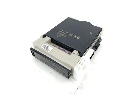 Fuse box TOYOTA COROLLA Hatchback (_E21_, _EA1_, _EH1_) 1.8 Hybrid (ZWE211) | BP31924646E1 - Image 2