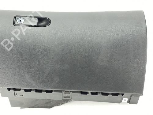 Used Glove box MERCEDES-BENZ C-CLASS (W205) C 350 e (205.047) (211 hp) 30199488
