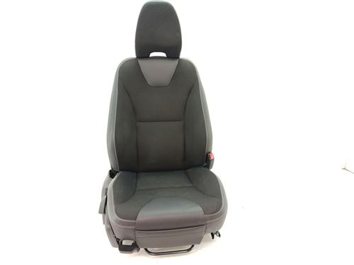 Used Right front seat VOLVO XC60 I SUV (156) D3 / D4 (163 hp) 33045628