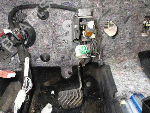 Used Break pedal Break pedal RENAULT MEGANE IV Grandtour (K9A/M/N_) 1.5 Blue dCi 115 (K9A6) (116 hp) 35904389 35904389