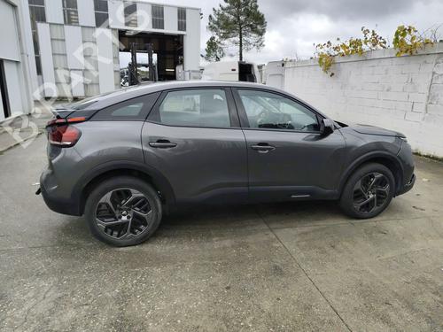 Left front seat CITROËN C4 III (BA_, BB_, BC_) 1.2 PureTech 130 (BAHNSA, BAHNSB) | BP31863433C15