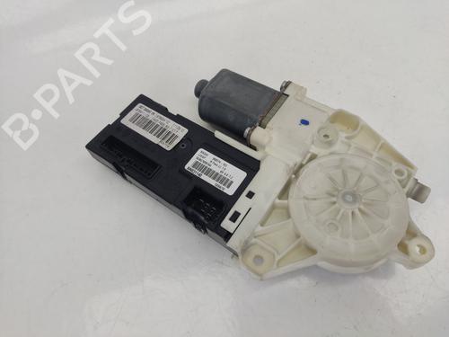 Rudehejsemotor forskærm højre RENAULT LAGUNA III (BT0/1) [2007-2015]  25875946
