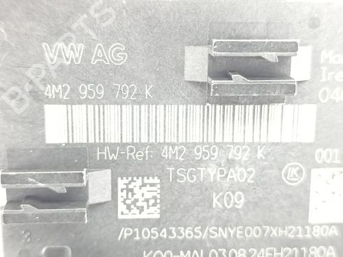 Electronic module AUDI Q5 Sportback (FYT) 40 TDI Mild Hybrid quattro | BP40607784M83 - Image 4