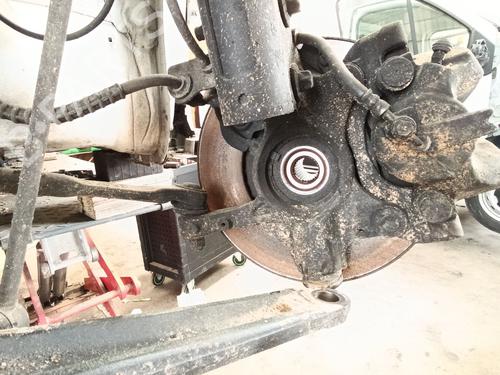 Used Right front steering knuckle Right front steering knuckle PEUGEOT TRAVELLER Bus (V_) 1.6 BlueHDi 115 (115 hp) 34397446 34397446