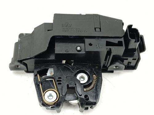 Fechadura da mala OPEL CROSSLAND X / CROSSLAND (P17, P2QO) 1.2 (75) (110 hp) 31886193