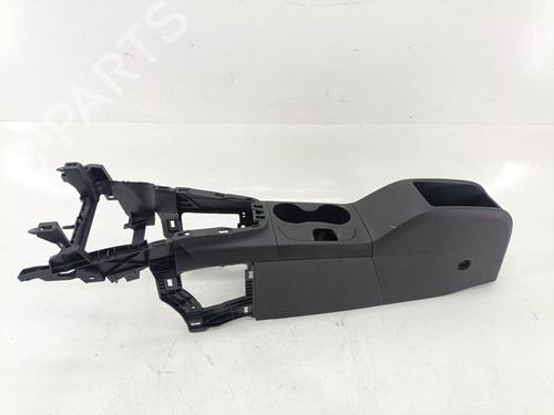 Used Middle console OPEL CROSSLAND X / CROSSLAND (P17, P2QO) 1.2 (75) (110 hp) 31853234