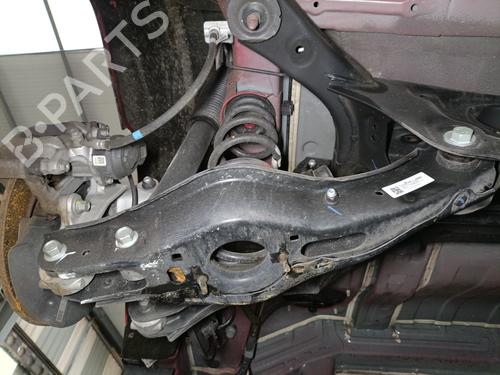 Used Left rear suspension arm HYUNDAI TUCSON (NX4E, NX4A) [2020-2026]  31710139