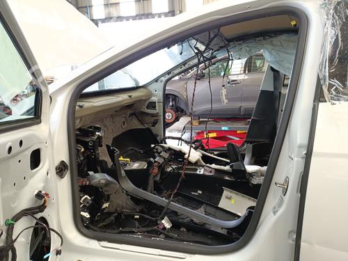 BP30174810C142 main image