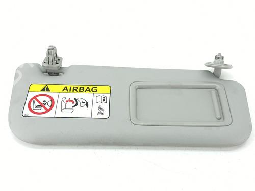 Parasol derecha Parasol derecha TOYOTA YARIS (_P21_, _PA1_, _PH1_) 1.5 Hybrid (MXPH10, MXPH11) (116 hp) 39613407 39613407