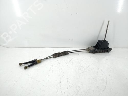Used Gear lever Gear lever RENAULT CLIO IV (BH_) 1.5 dCi 75 (75 hp) 40221073 40221073