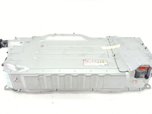 Used Battery TOYOTA YARIS (_P21_, _PA1_, _PH1_) 1.5 Hybrid (MXPH10, MXPH11) (116 hp) 30410986