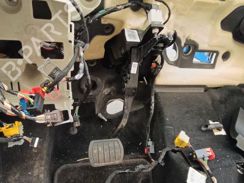 Used Break pedal Break pedal 37464594 37464594