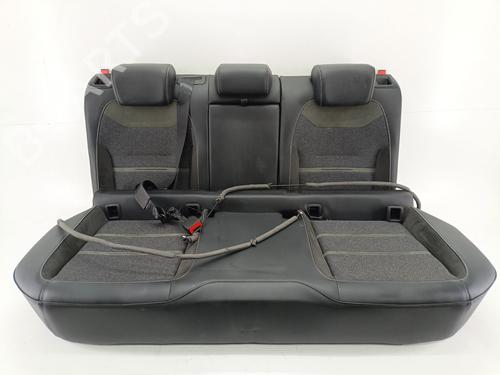Asientos traseiros SEAT ATECA (KH7, KHP) 1.5 TSI (150 hp) 32340422