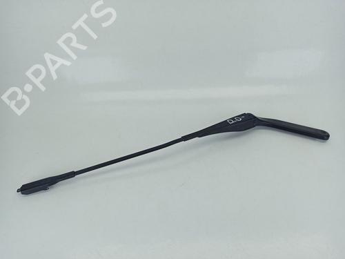 Used Front windshield wiper arm BMW 1 (E87) 118 d (143 hp) 13344119