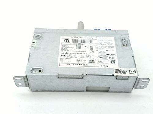 Used Radio PEUGEOT 2008 II (UD_, US_, UY_, UJ_, UR_, UC_) 1.2 PureTech 100 (USHNK) (101 hp) 32043819