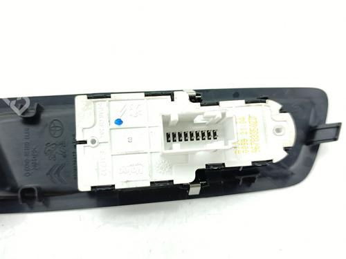 Left front window switch CITROËN JUMPY III Van (V_) 2.0 BlueHDi 120 | BP29424701I27 