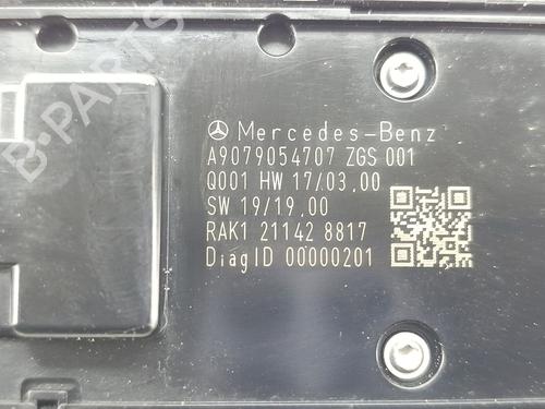 Left front window switch MERCEDES-BENZ SPRINTER 3,5-t Van (B907, B910) 315 CDI RWD (907.631, 907.633, 907.635, 907.637) | BP39714702I27 - Image 5
