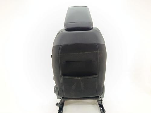 Left front seat CITROËN C4 III (BA_, BB_, BC_) 1.2 PureTech 130 (BAHNSA, BAHNSB) | BP31863433C15