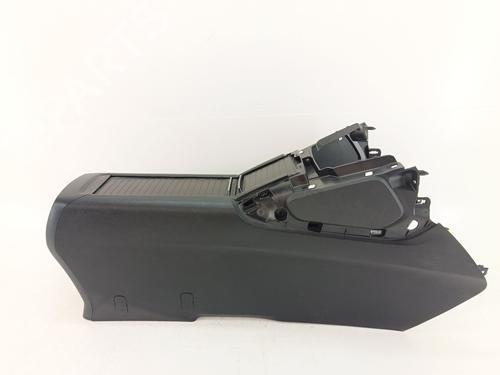 Middenconsole PEUGEOT RIFTER 1.5 BlueHDi 130 (130 hp) 32867864